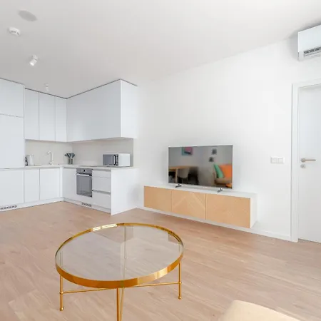 Apartament Tomi - Olivia Bratysława